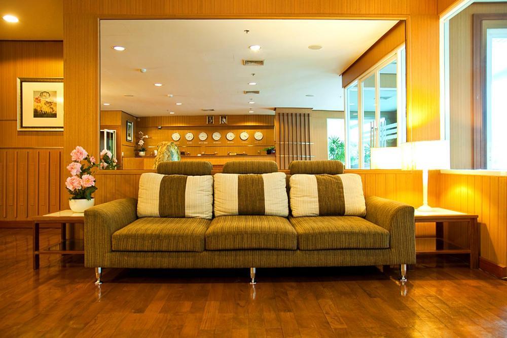 Laurel Suite Banguecoque Exterior foto